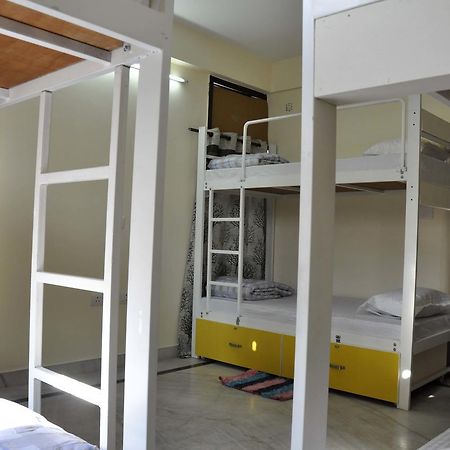 Friends Hostel Yeni Delhi Dış mekan fotoğraf