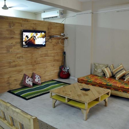 Friends Hostel Yeni Delhi Dış mekan fotoğraf