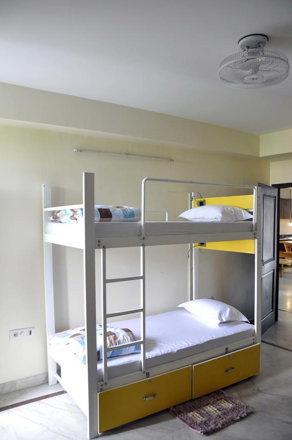 Friends Hostel Yeni Delhi Dış mekan fotoğraf