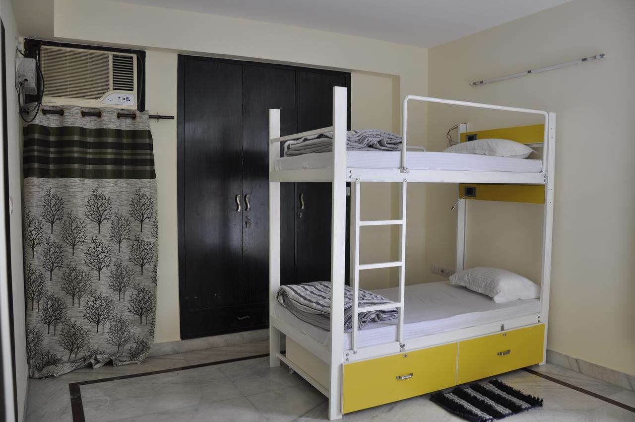Friends Hostel Yeni Delhi Dış mekan fotoğraf