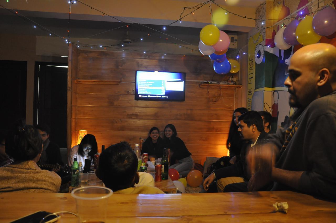 Friends Hostel Yeni Delhi Dış mekan fotoğraf