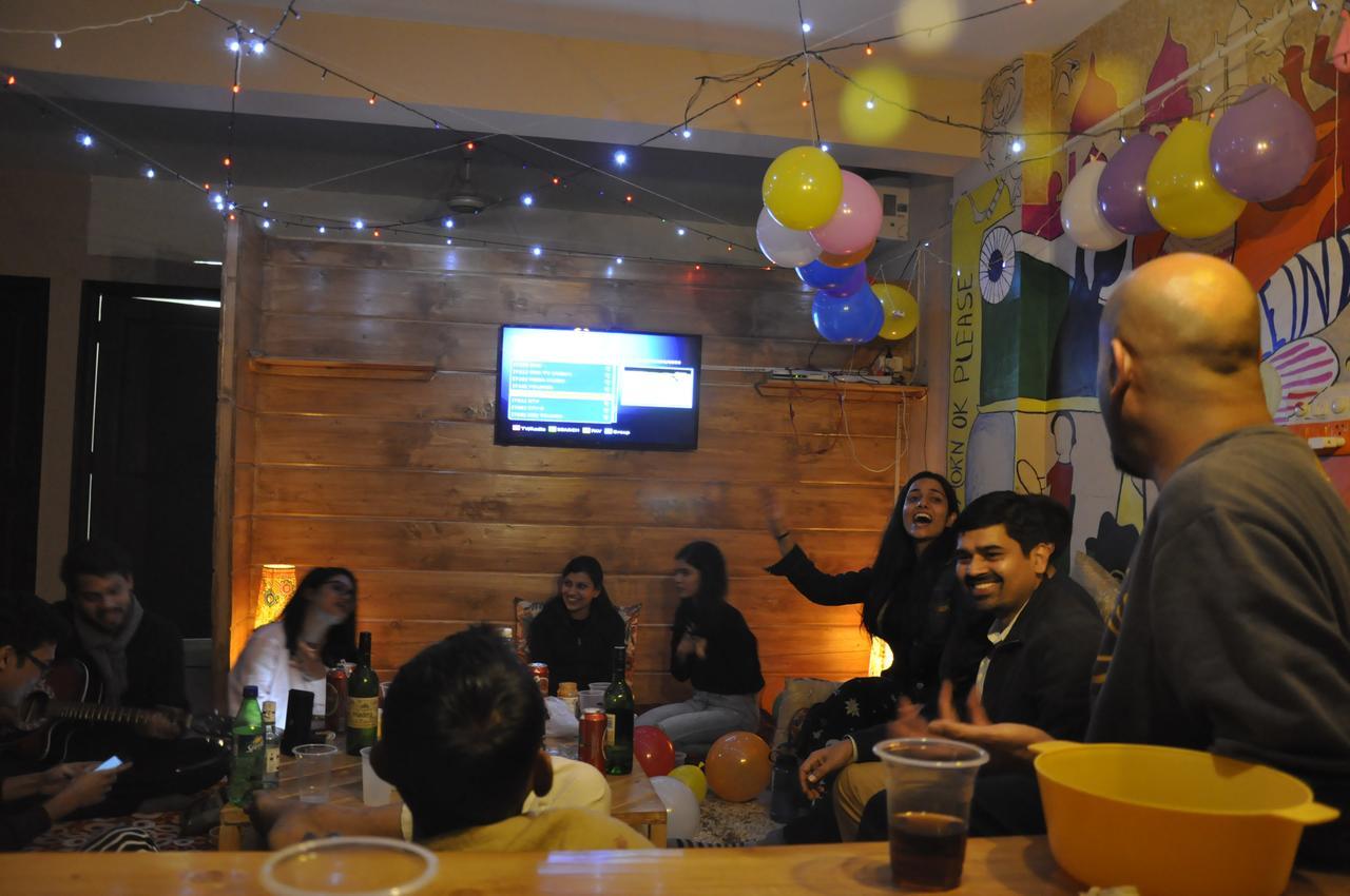 Friends Hostel Yeni Delhi Dış mekan fotoğraf
